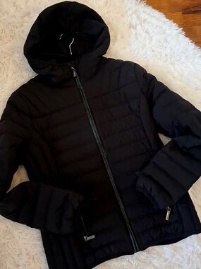 MICHAEL Michael Kors Black Quilted Hooded Puffer Jacket